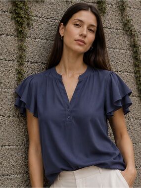 STEAL! NWT ANRABESS Blue Ruffle Sleeve V-Neck Blouse – XL - Stylish Comfortable